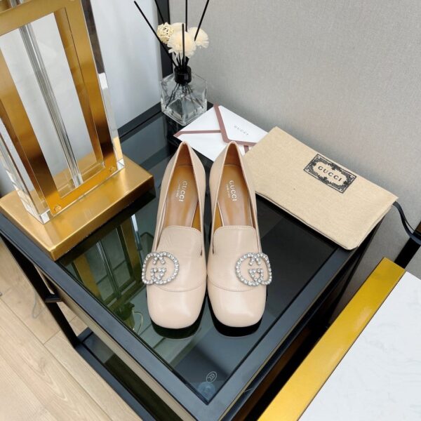 Gucci Women's Mid-Heel Pump With GG Logo Beige For Women GG