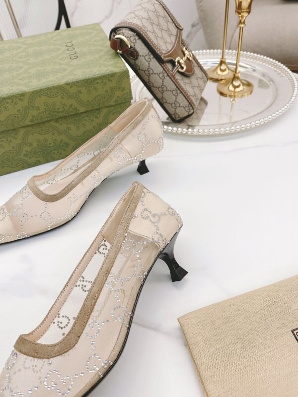Gucci Women's Pump By Canvas Fabric Beige For Women GG
