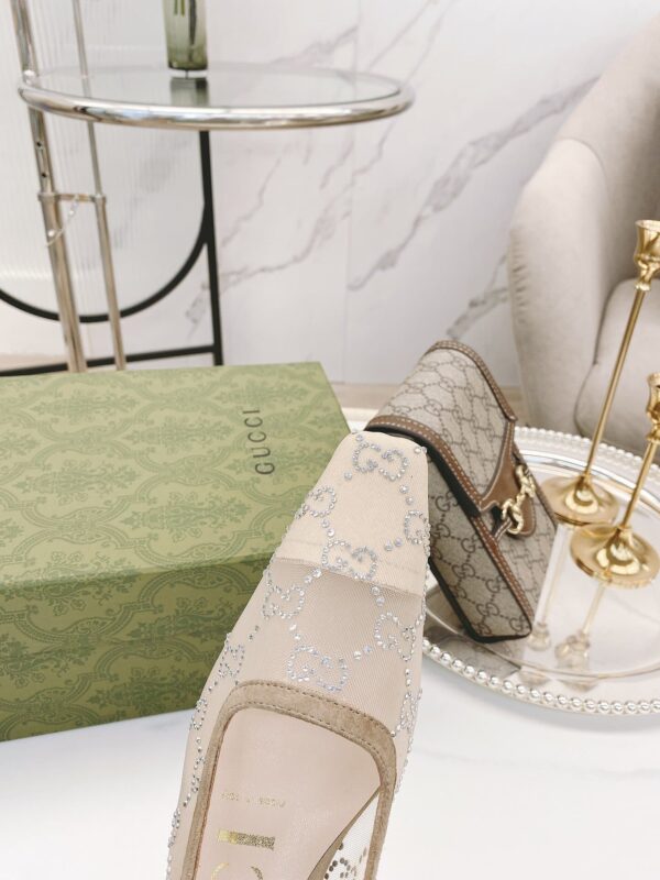 Gucci Women's Pump By Canvas Fabric Beige For Women GG