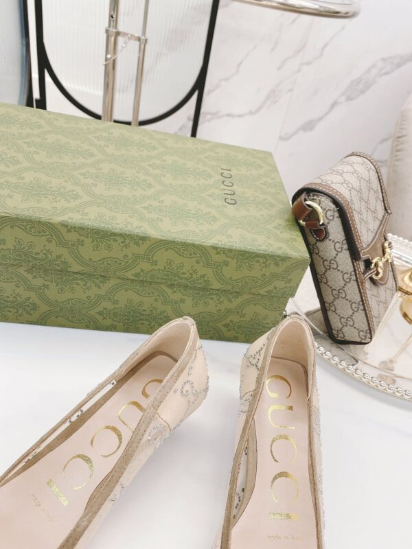 Gucci Women's Pump By Canvas Fabric Beige For Women GG