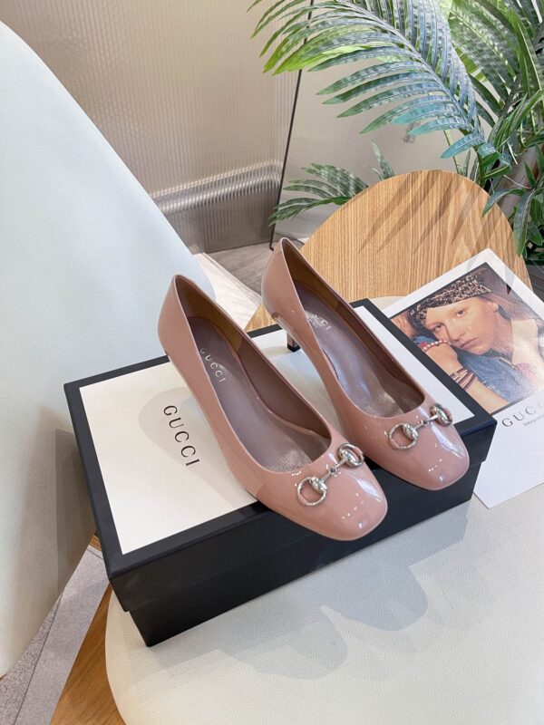Gucci Women's Pump With Horsebit Pink For Women GG