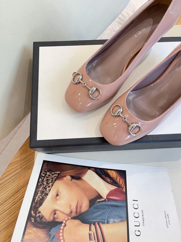Gucci Women's Pump With Horsebit Pink For Women GG