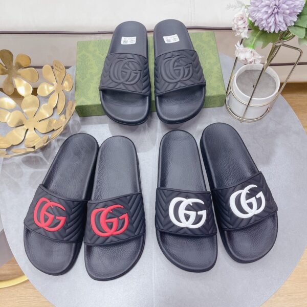Gucci Women's Quilted GG Rubber Slide Black And White For Women 601041