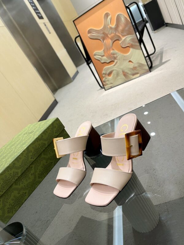Gucci Women's Sandal With Bamboo Buckle Light Pink For Women GG‎ 674821 C9D00 6705