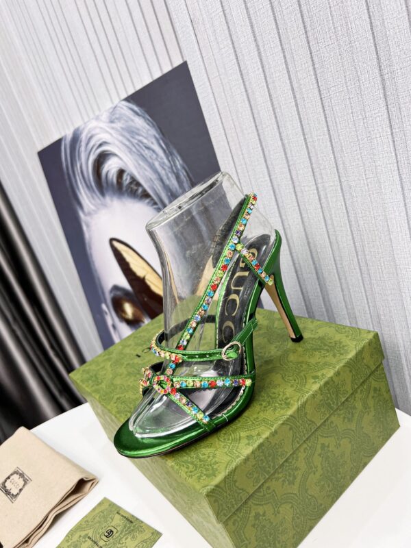 Gucci Women's Sandal With Chains Black/Green For Women GG