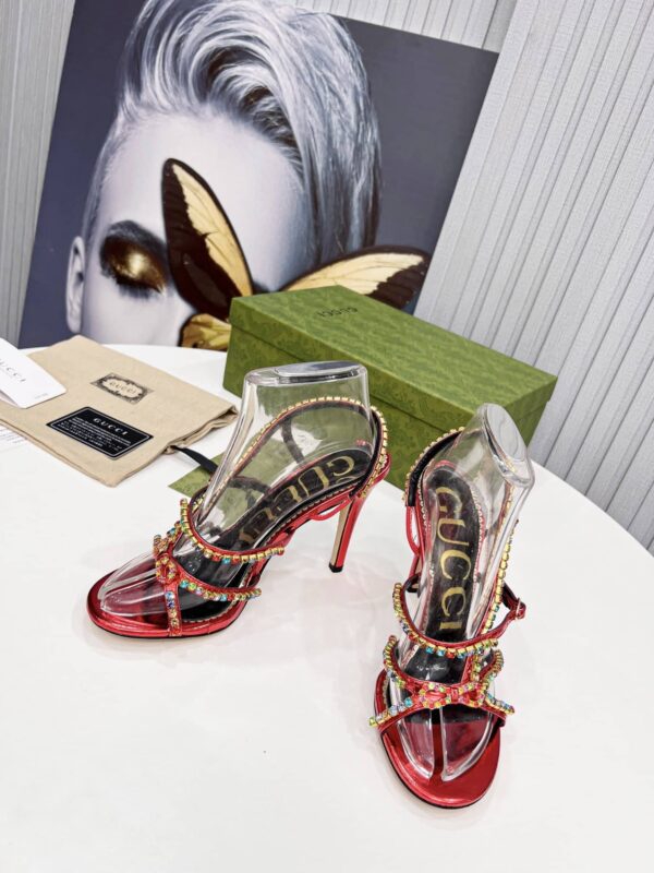 Gucci Women's Sandal With Chains Black/Red For Women GG