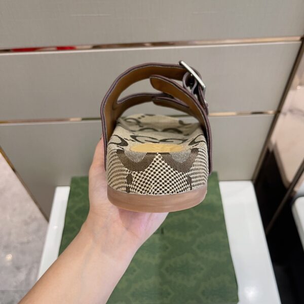 Gucci Women's Slide Sandal With Straps Beige For Women GG
