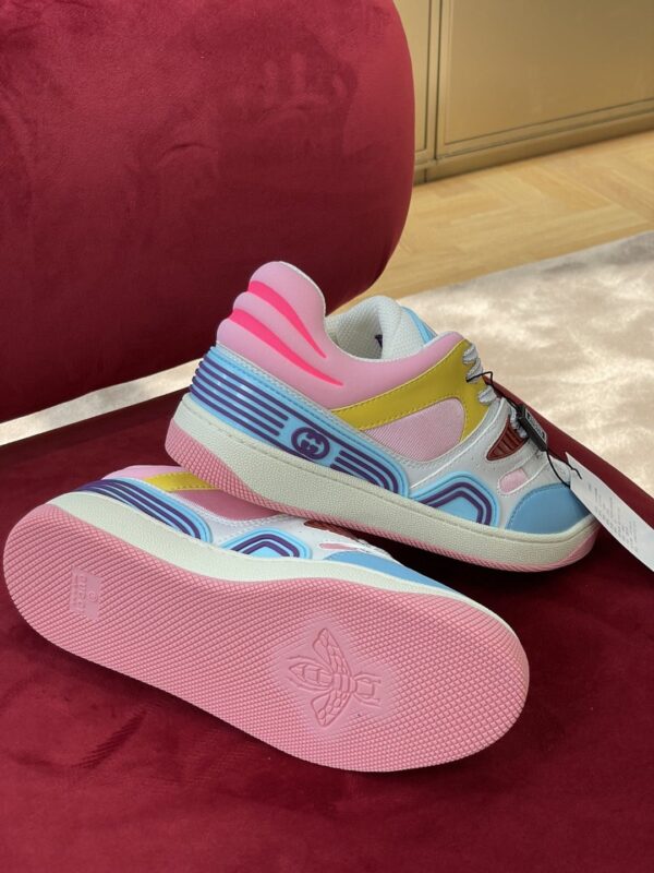 Gucci Women's Sneaker Gucci Basket Donna Light Blue Demetra For Women ‎700291 2SHW0 4870