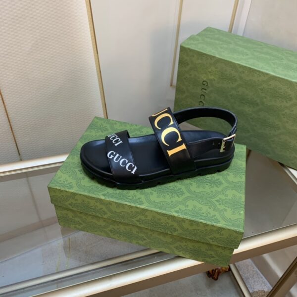 Gucci Women's Tiger And Buckle Sandal Black For Women GG