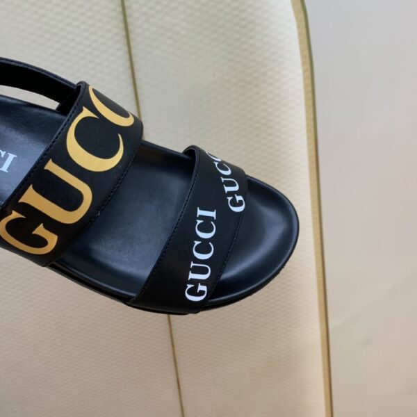 Gucci Women's Tiger And Buckle Sandal Black For Women GG