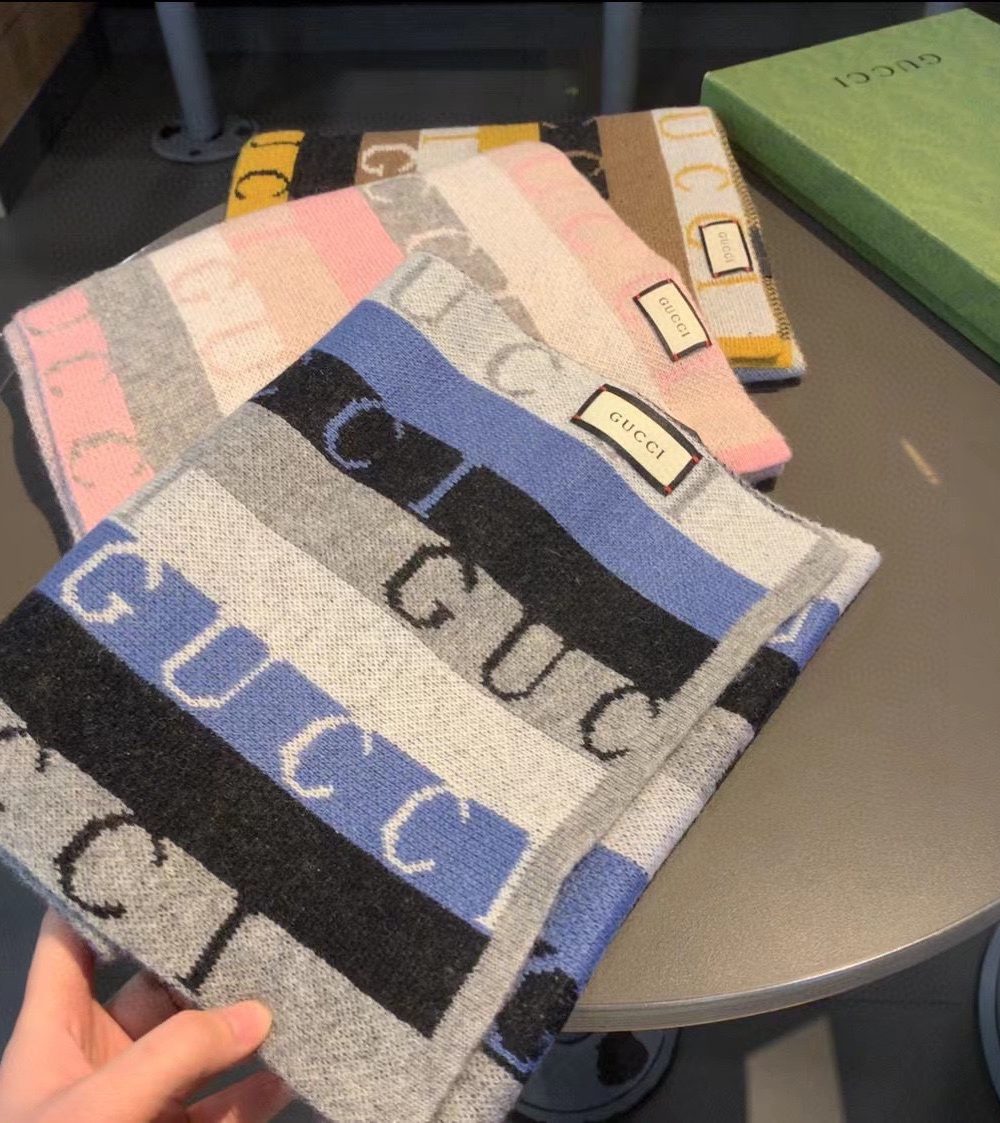 Gucci Wool Multicolor Line in Grey and Blue Scarf 150cm/71in