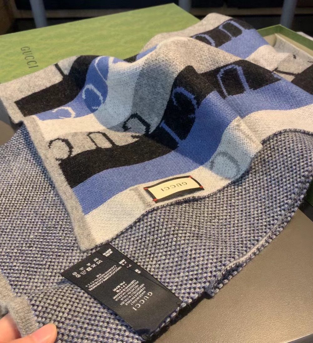 Gucci Wool Multicolor Line in Grey and Blue Scarf 150cm/71in