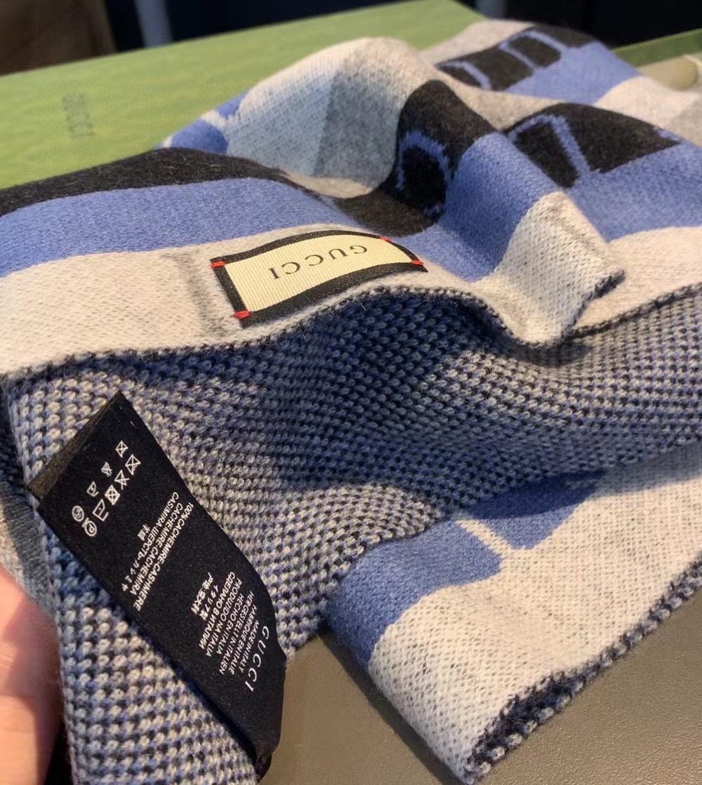 Gucci Wool Multicolor Line in Grey and Blue Scarf 150cm/71in