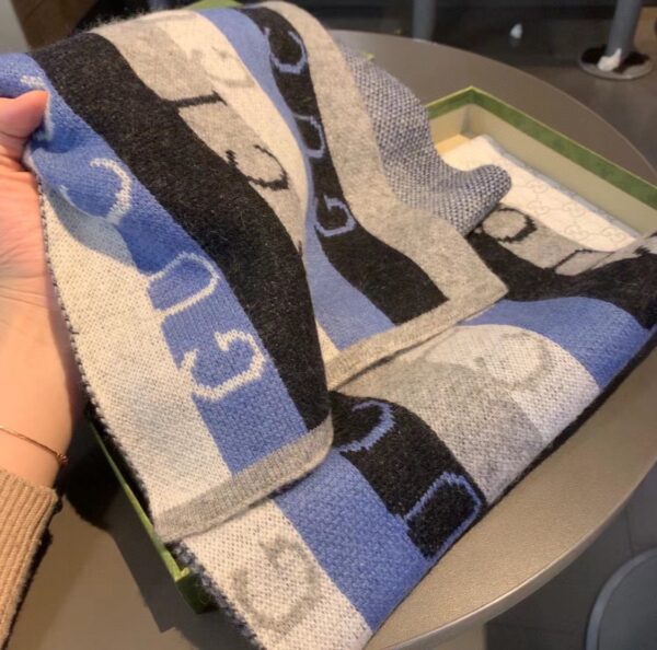 Gucci Wool Multicolor Line in Grey and Blue Scarf 150cm/71in