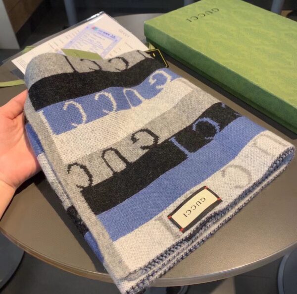Gucci Wool Multicolor Line in Grey and Blue Scarf 150cm/71in