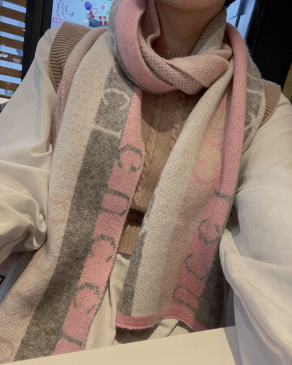 Gucci Wool Multicolor Line in Grey and Pink Scarf 150cm/71in