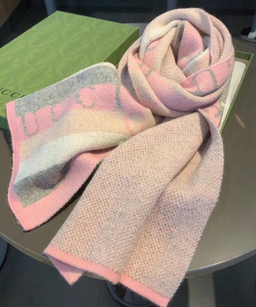 Gucci Wool Multicolor Line in Grey and Pink Scarf 150cm/71in 