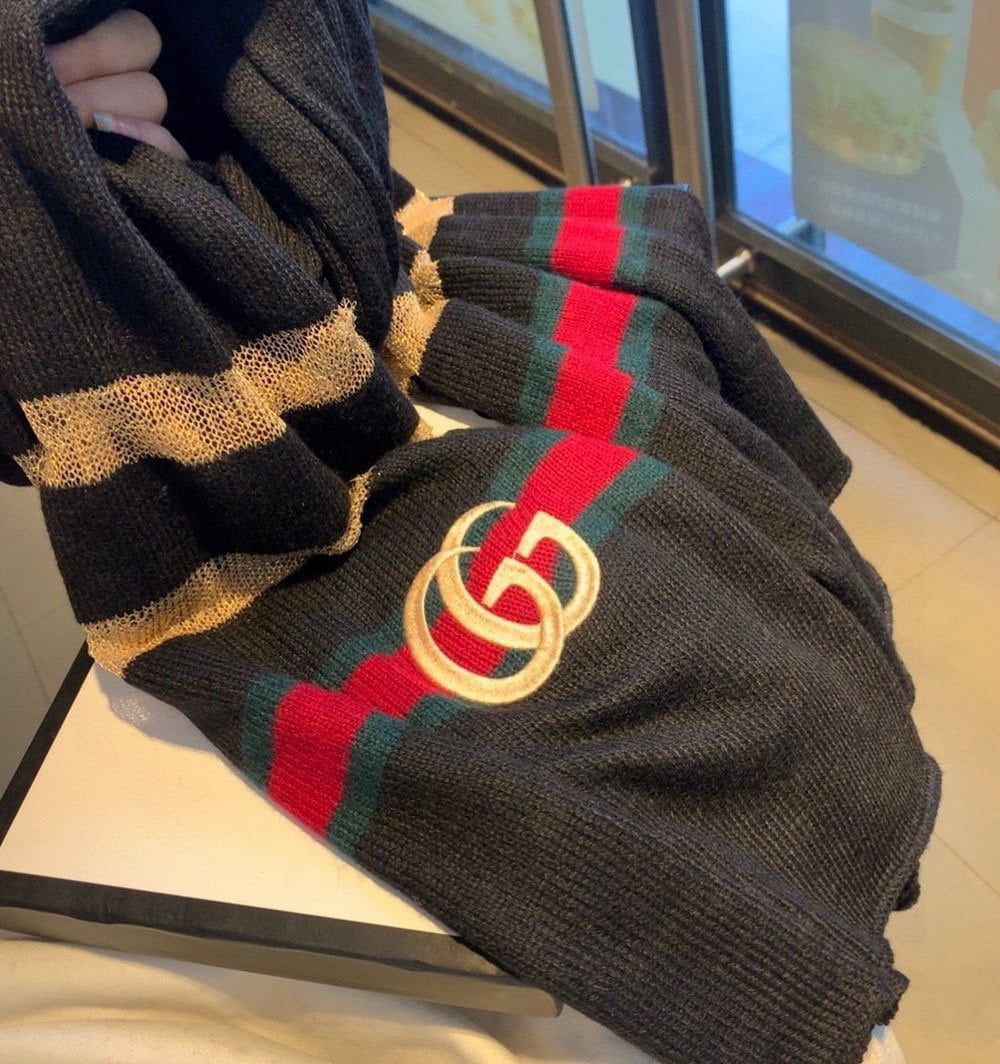 Gucci Wool Scarf With Pockets Scarf Black 190cm/75in