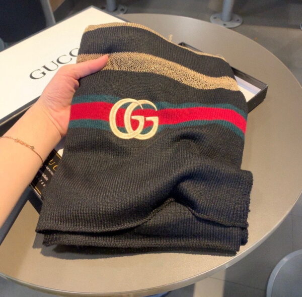 Gucci Wool Scarf With Pockets Scarf Black 190cm/75in