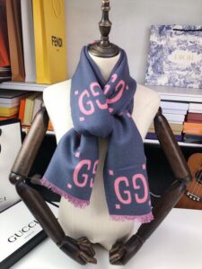 Gucci Wool Silk Jacquard Monogram Pink/ Dark Blue Scarf 180cm/71in 