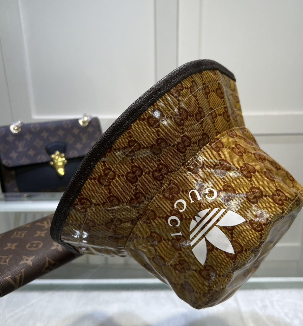 Gucci x Adidas Bucket Hat Brown GG Hat ‎696484 4HAP2 7164