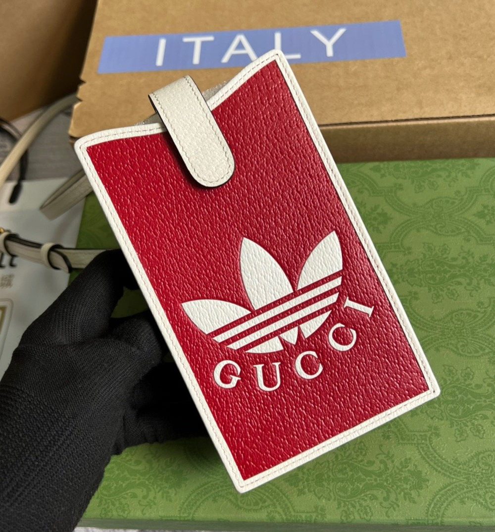 1:1 Replica Gucci x Adidas Phone Case Red For Women, Women's Bags 7.3in/18cm GG‎ ‎702203 UZ3BT 6484