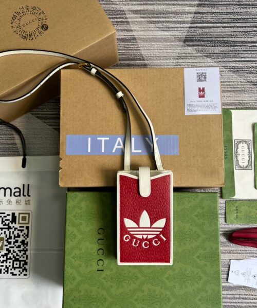 1:1 Replica Gucci x Adidas Phone Case Red For Women, Women's Bags 7.3in/18cm GG‎ ‎702203 UZ3BT 6484