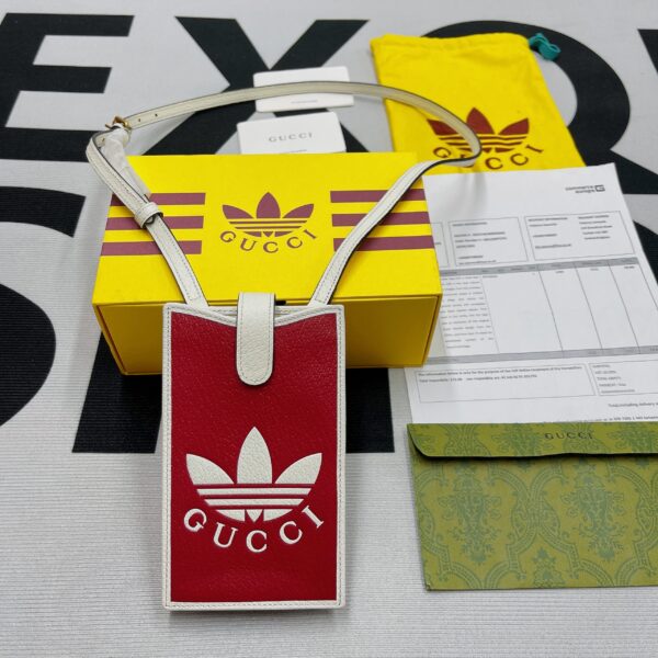 1:1 Replica Gucci x Adidas Phone Case Red For Women, Women's Bags 7.3in/18cm GG‎ ‎702203 UZ3BT 6484
