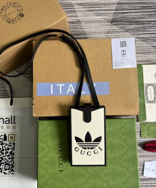 1:1 Replica Gucci x Adidas Phone Case White For Women, Women's Bags 7.3in/18cm GG‎