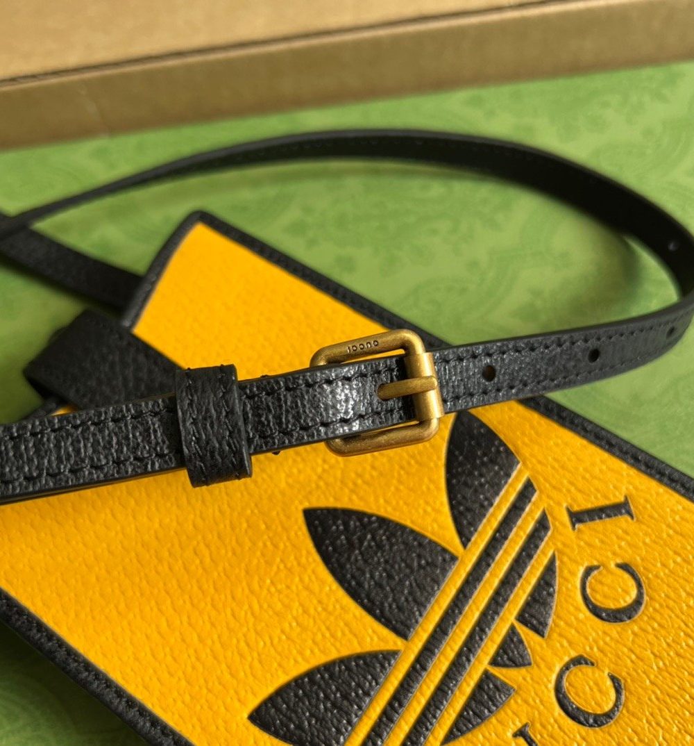 1:1 Replica Gucci x Adidas Phone Case Yellow For Women, Women's Bags 7.3in/18cm GG‎