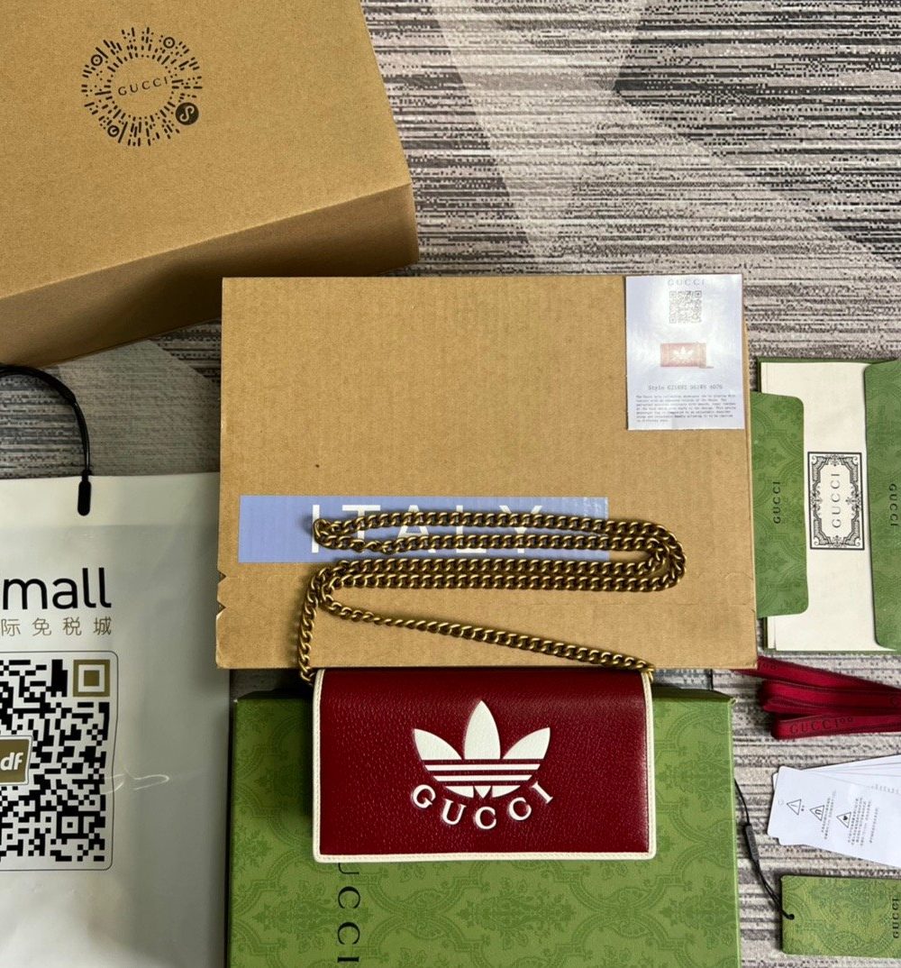 1:1 Replica Gucci x Adidas Wallet With Chain Red For Women, Women's Bags 7.5in/19cm GG 621892 UZ3BG 6484
