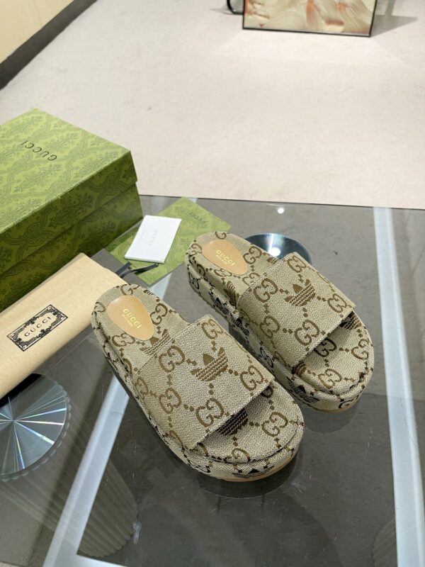 Gucci x Adidas Women's GG Platform Sandal Beige For Women GG