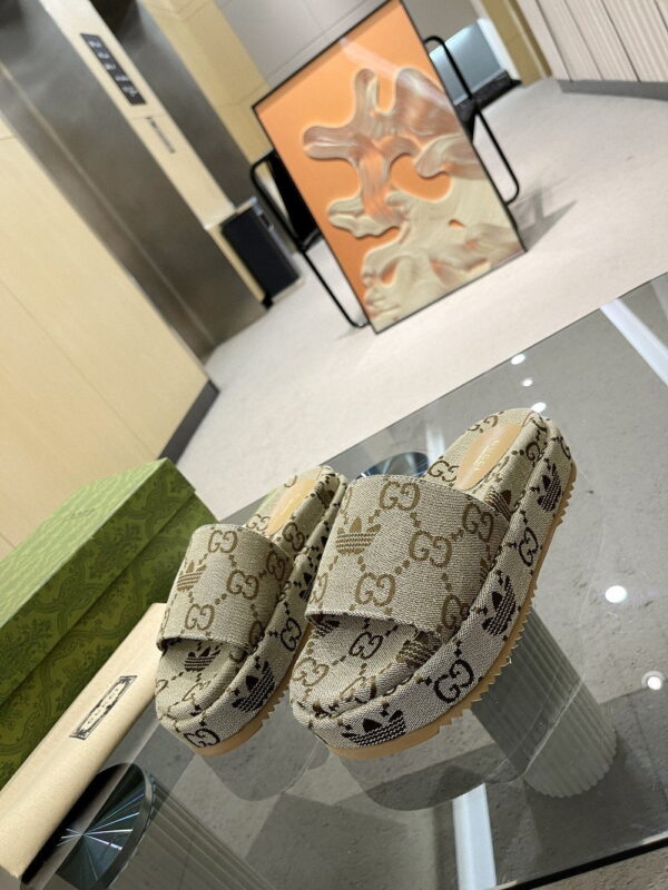 Gucci x Adidas Women's GG Platform Sandal Beige For Women GG