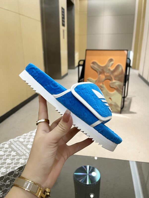 Gucci x Adidas Women's GG Platform Sandal Blue For Women GG