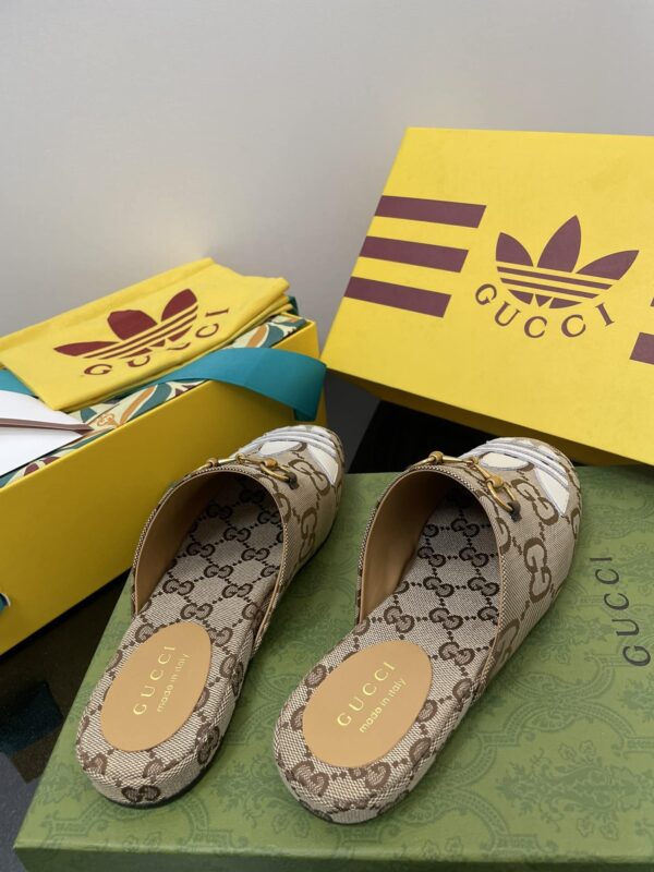 Gucci x Adidas Women's GG Trefoil Slipper Beige For Women GG