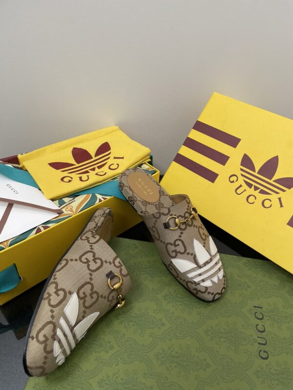 Gucci x Adidas Women's GG Trefoil Slipper Beige For Women GG