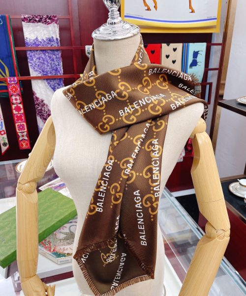 Gucci x Balenciaga in Brown Square Scarf 90cm/35in 