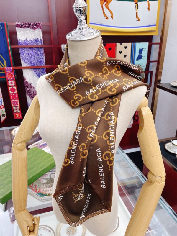 Gucci x Balenciaga in Brown Square Scarf 90cm/35in 
