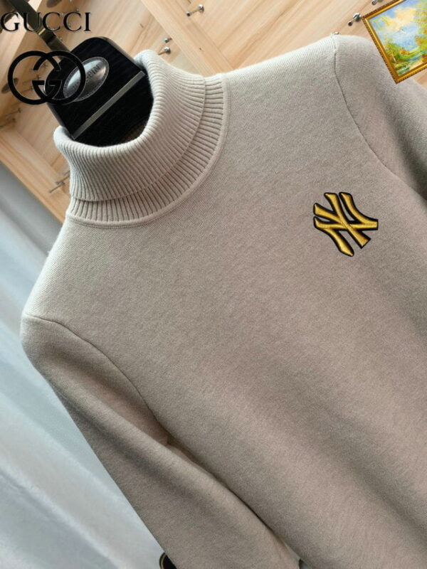 Gucci x NY Yankees Logo Neck Jumper Sweater Beige For Men