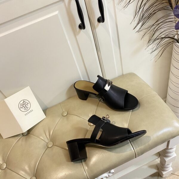 Hermes Candy Sandal Black For Women, Women's Shoes H211070Z