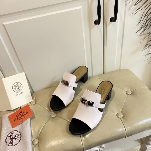 Hermes Candy Sandal White/Black For Women, Women's Shoes H211071Z