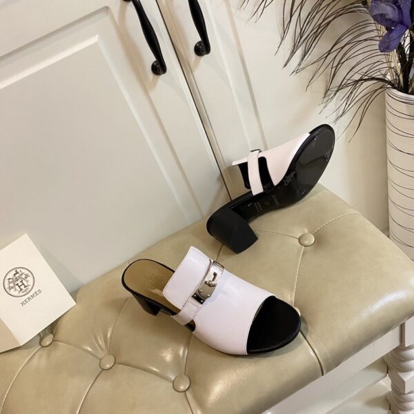 Hermes Candy Sandal White/Black For Women, Women's Shoes H211071Z