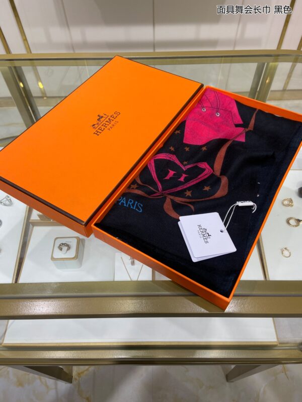 Hermes Cashmere Multicolor in Black Scarf 200cm/79in 