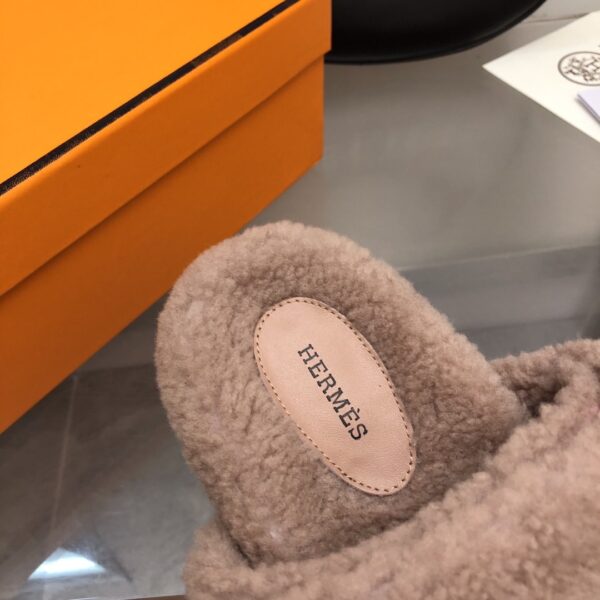Hermes Chypre Sandal Bright Pink For Women