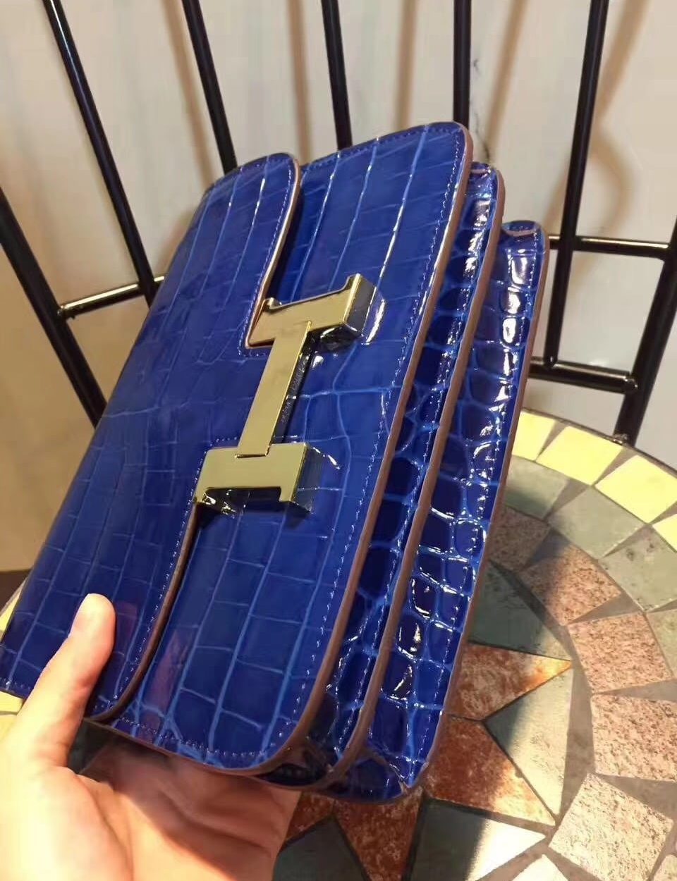 1:1 Replica Hermes Constance 24 Pattern Crocodile Blue For Women, Women's Handbags, Shoulder Bag 9.4in/24cm