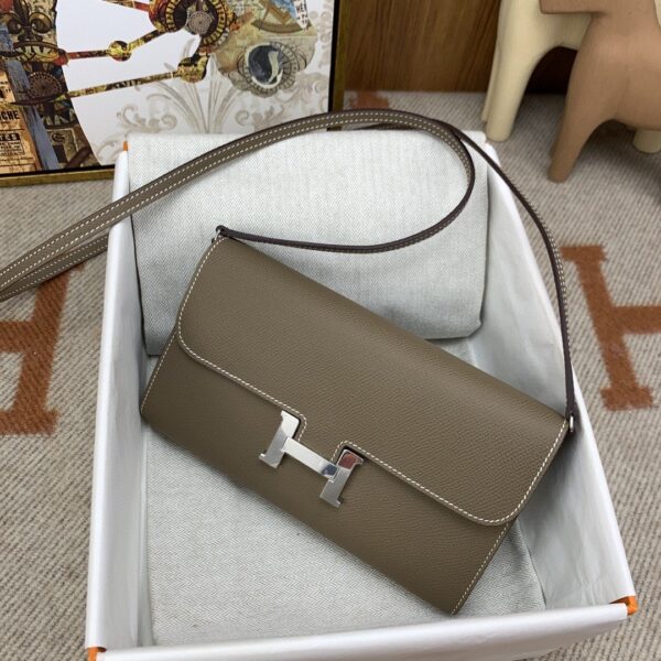 1:1 Replica Hermes Constance Long Togo Wallet Brown, Silver Toned Hardware Bag For Women, Women's Handbags, Shoulder Bags 8.1in/21cm