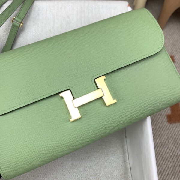 1:1 Replica Hermes Constance Long Togo Wallet Green, Gold Toned Hardware Bag For Women, Women's Handbags, Shoulder Bags 8.1in/21cm