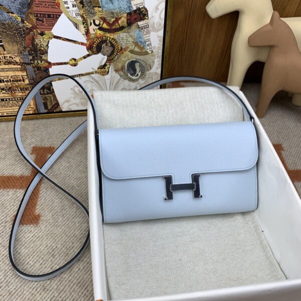 1:1 Replica Hermes Constance Long Togo Wallet Light Blue, Silver Toned Hardware Bag For Women, Women's Handbags, Shoulder Bags 8.1in/21cm