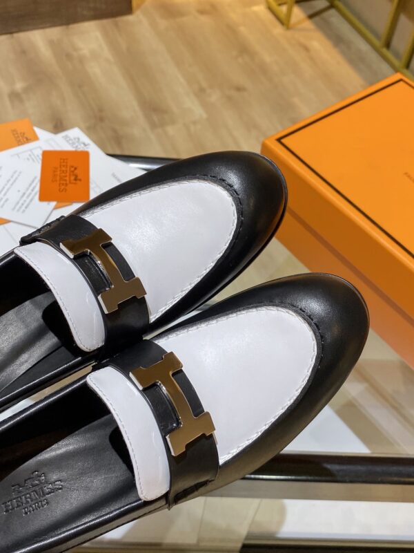 Hermes Dauphine 70 Loafer Black/White For Women, Women's Shoes H212092Z