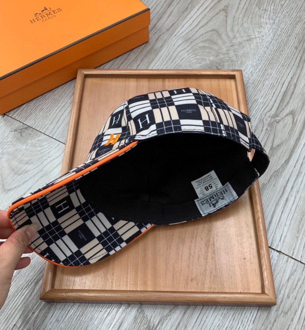 Hermes Davis H Primavera Cap Caro Black/White Hermes Cap
